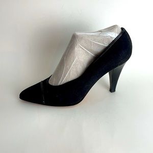 Calvin Klein Vintage Black Pumps